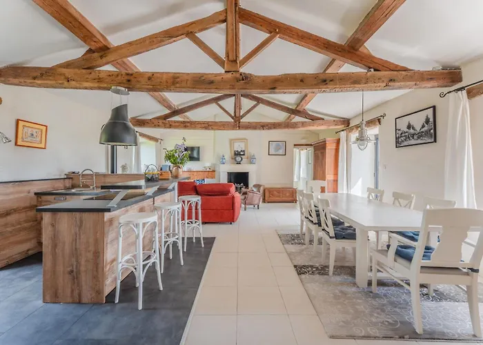 La Marais - Parking - Jardin Bouin (Vendee)